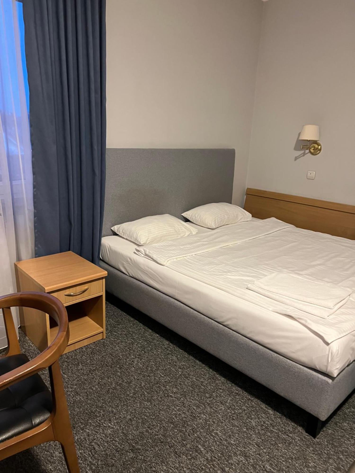 Lezzet B&B Pokoj Goscinny & Turkishrestaurant Varšava Exteriér fotografie